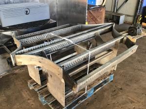 Liebherr Zugang links